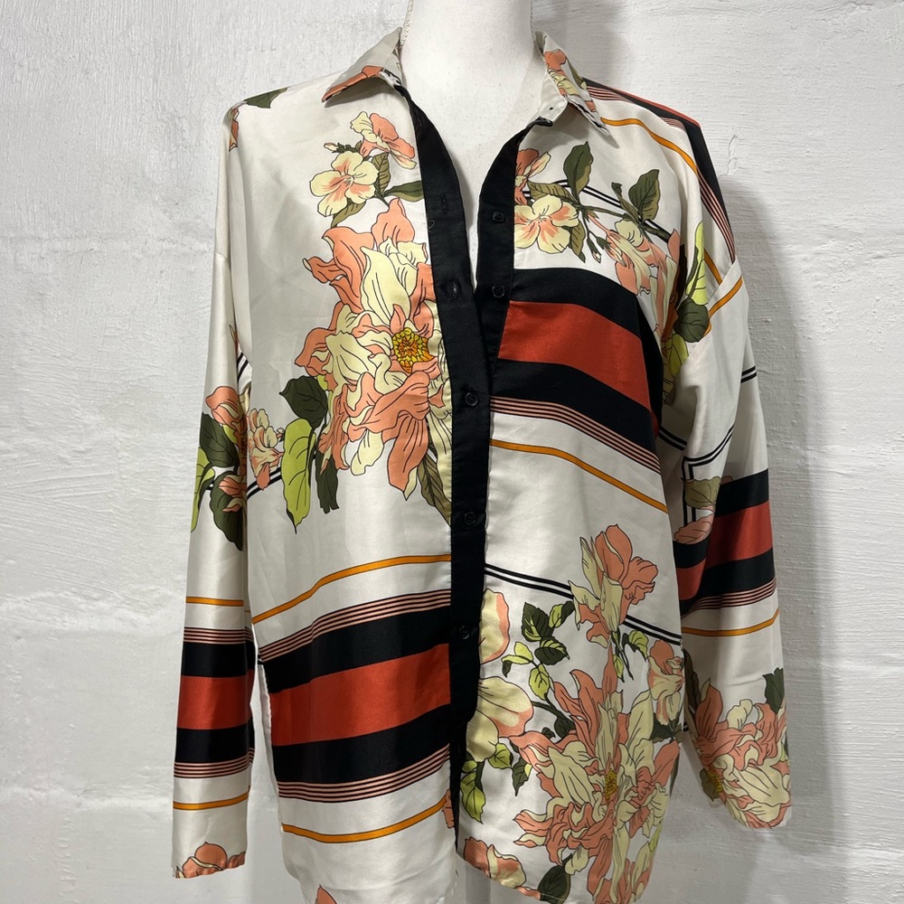 ZARA FLORAL BUTTON SHIRT (527) - Picture 12 of 12